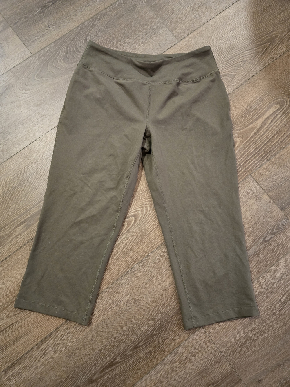 Lands' End Olive Green Cropped Stretch Capris